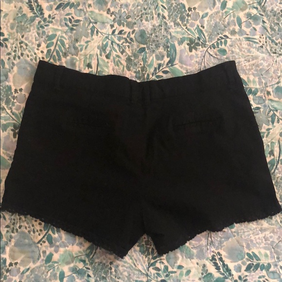 Black forever 21 lace trim shorts - Picture 2 of 4